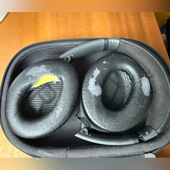 Bose QuietComfort Bluetooth headphones - used - Picture 4 of 4